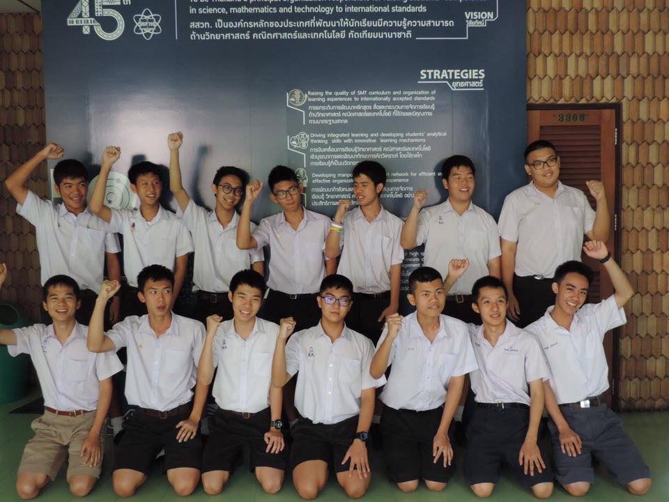 วันเปิดค่ายโอลิมปิกคอมพิวเตอร์ สสวท. 2017<br>ภูมิ บนซ้าย, กฤษ ล่างขวา